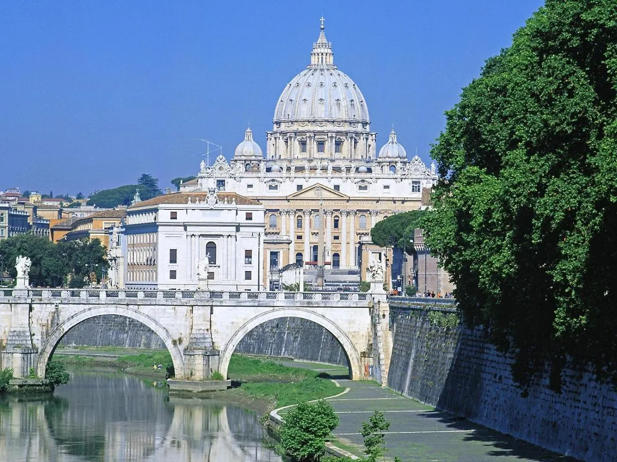 Apartment Center Of Rome Near Vatican And Trastevere Garage Included In The Price Top Place For Jubilee 0*,